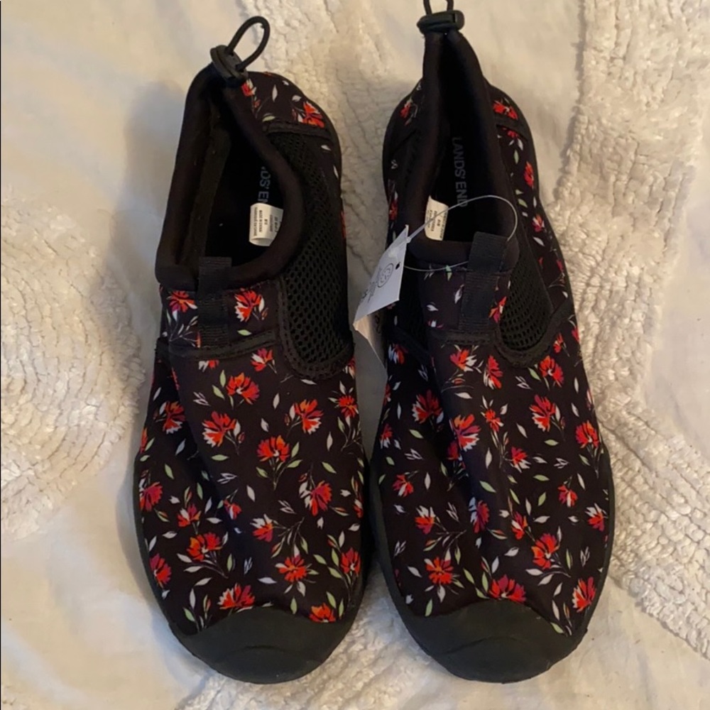 Lands End water shoes women’s